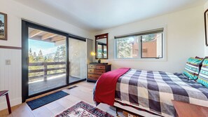 5 dormitorios, tabla de planchar con plancha, wifi gratis y ropa de cama