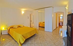 2 habitaciones, wifi gratis y ropa de cama