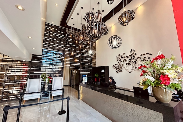 Check-in/check-out kiosk