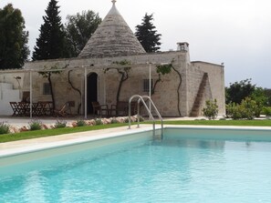 Piscine extérieure