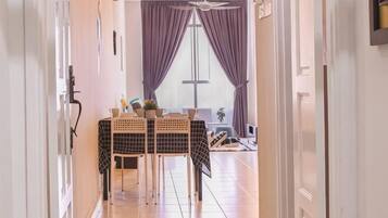 3 bedrooms, individually decorated, individually furnished, desk
