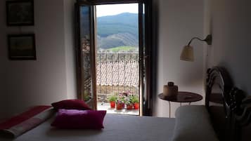 3 chambres, fer et planche Ă  repasser, lit parapluie, Wi-Fi gratuit