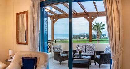 Exquisite penthause seafront free WiFi