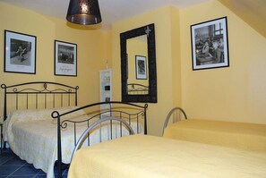 8 chambres, fer et planche Ă repasser, Wi-Fi gratuit, draps fournis