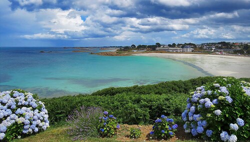 Beachfront house Trestel Bay free wifi