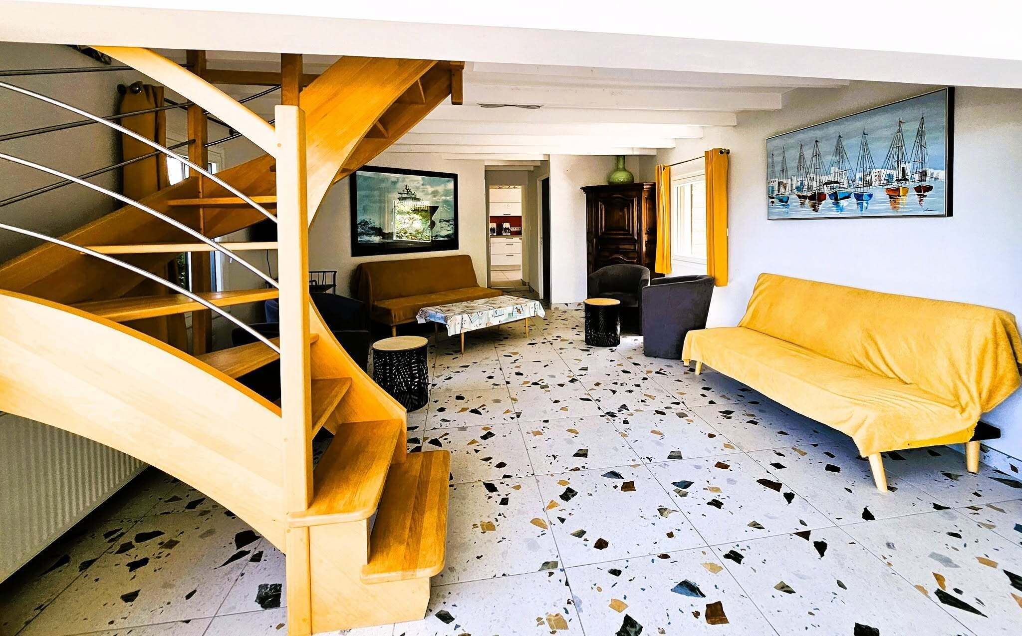 "Les Camélias" Vacation Rental - Spa - Lush, Green Setting - Trestel Beach - Lannion