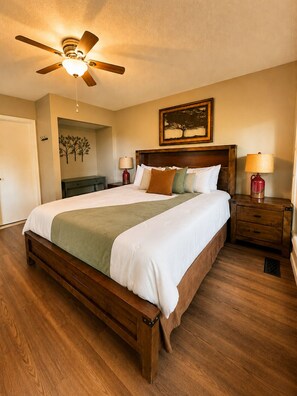 1 bedroom, iron/ironing board, WiFi (free), bed sheets