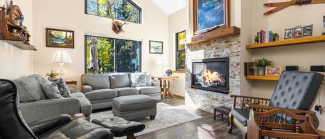 Télévision, cheminée