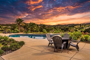 Pool - Wine Country Estate with Vineyard Views, Pool, Spa, Fire-pit, 4 bedroom Suites (Temecula)