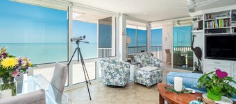 Premier Unit im Island Beach Club, direkte Golffront, ultimative Aussicht und Privatsphäre