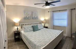 2 slaapkamers, een strijkplank/strijkijzer, reisbedje, gratis wifi