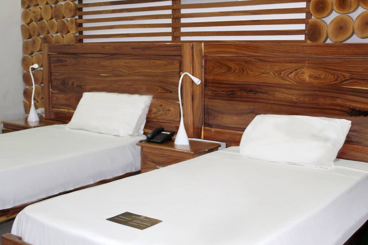 Standard Twin Room, Pool View, Poolside