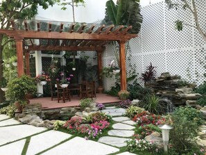 Property grounds - Khach San Tuong Vi - Van Cao (Hai Phong)