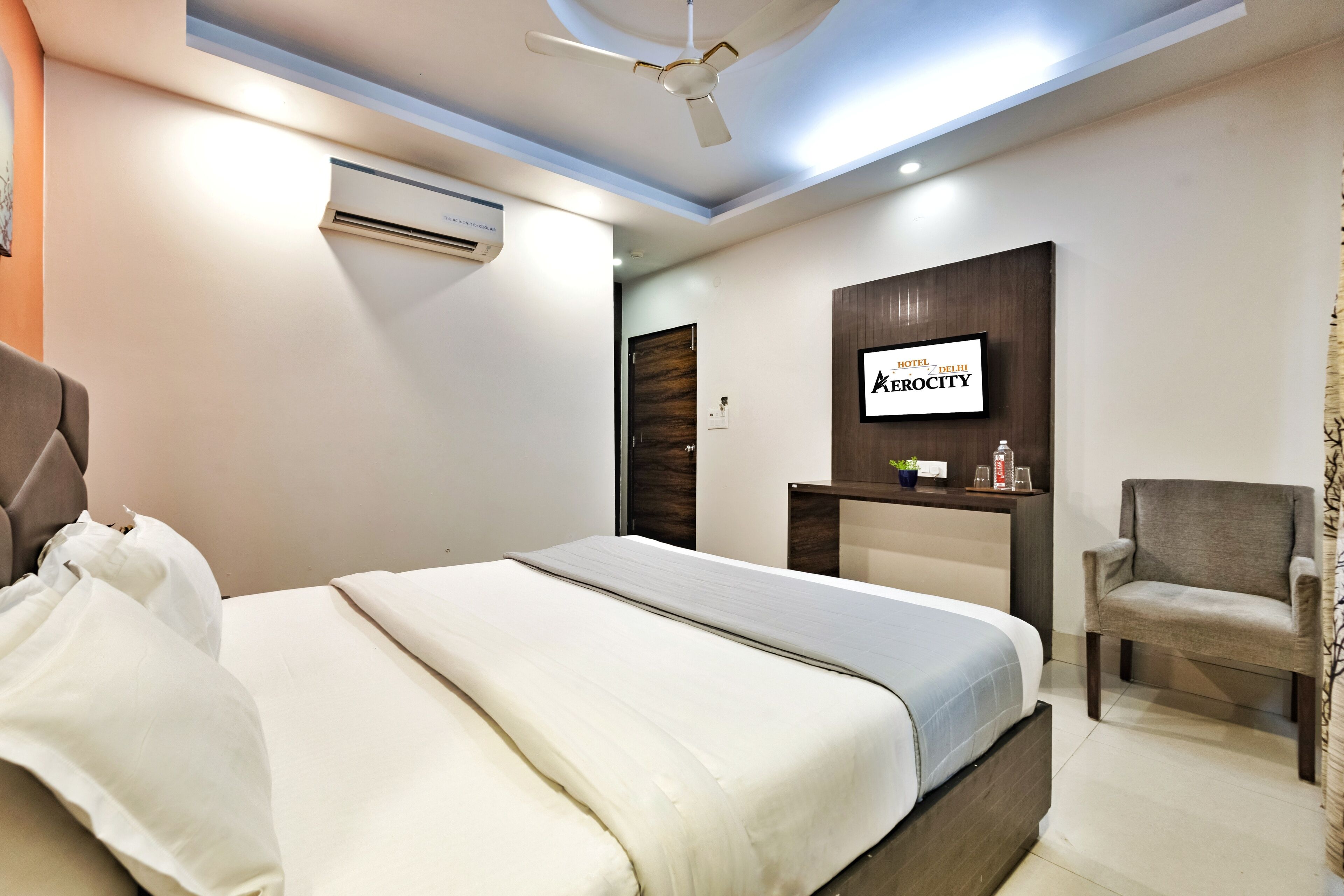 Photo - Airport Hotel Delhi Aerocity