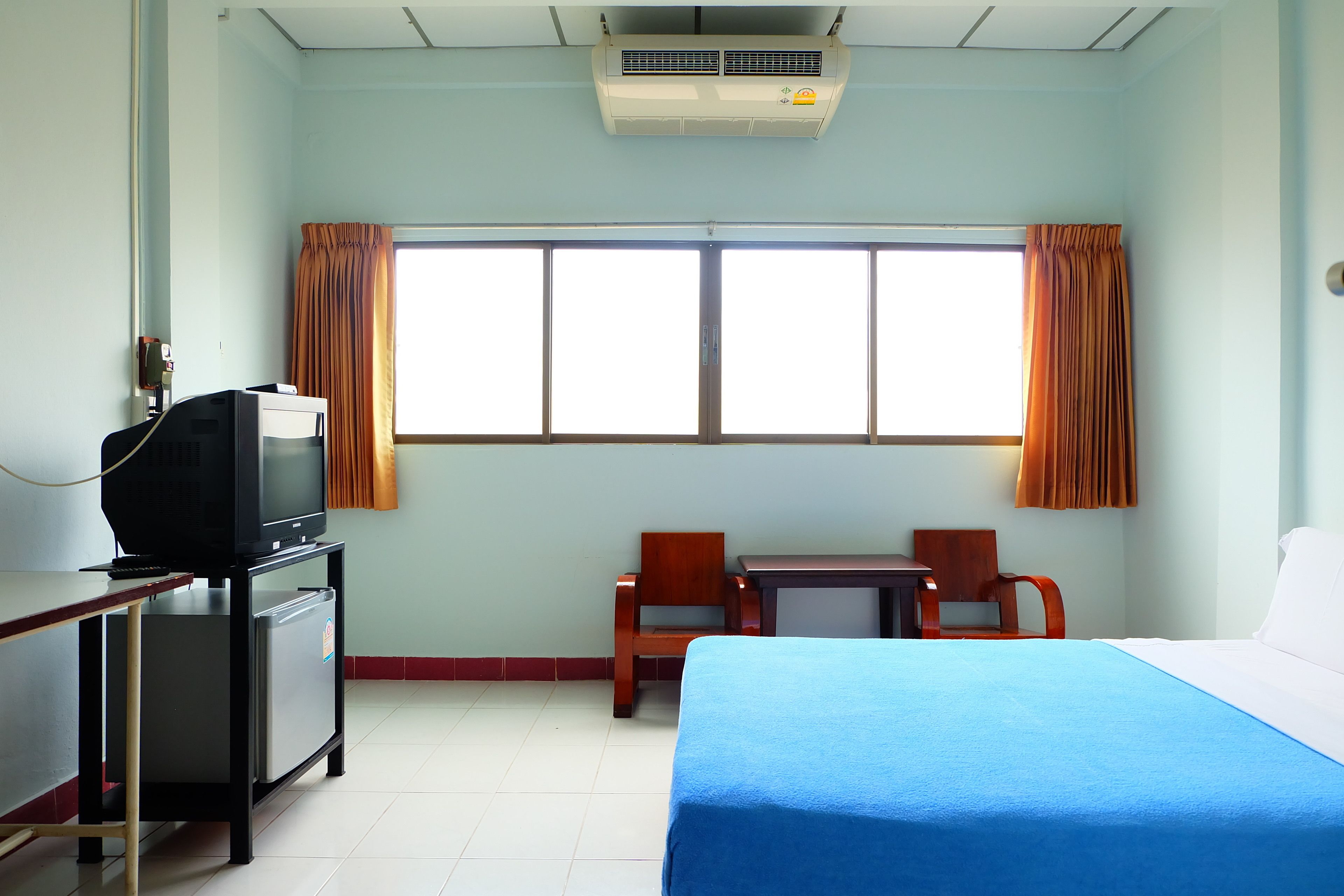 Standard Double Room with Air-Con | Màn/rèm cản sáng, truy cập Internet không dây miễn phí 