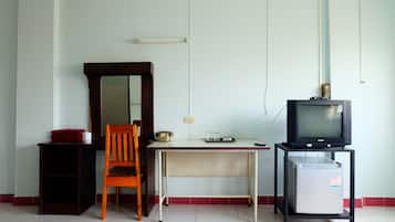 Standard Double Room with Air-Con | Room amenity