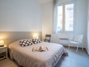 1 bedroom, travel crib, WiFi, bed sheets - Lovely apartment for 4 people with WIFI, TV and terrace (Arcachon)
