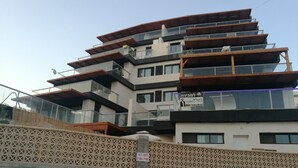 Mặt tiền nơi lưu trú
