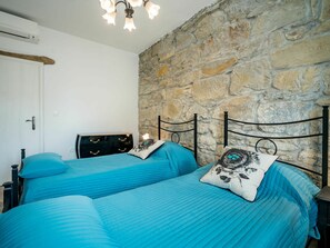 6 Schlafzimmer, Reisekinderbett, kostenloses WLAN