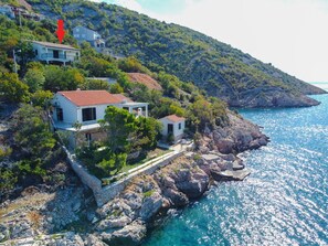 Exterior - Lovely apartment for 4 people with A/C, WIFI, TV, terrace and pets allowed (Senj)