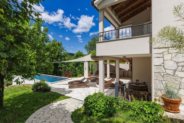 Die Architektur, Zuhause, Wohngebiet, Haus, Veranda, Schatten, Estate, Flagstone, Garten, Hütte