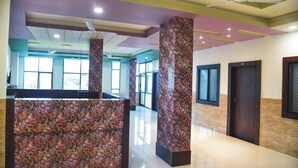 Reception - Hotel Globalinn udaipur (Udaipur)