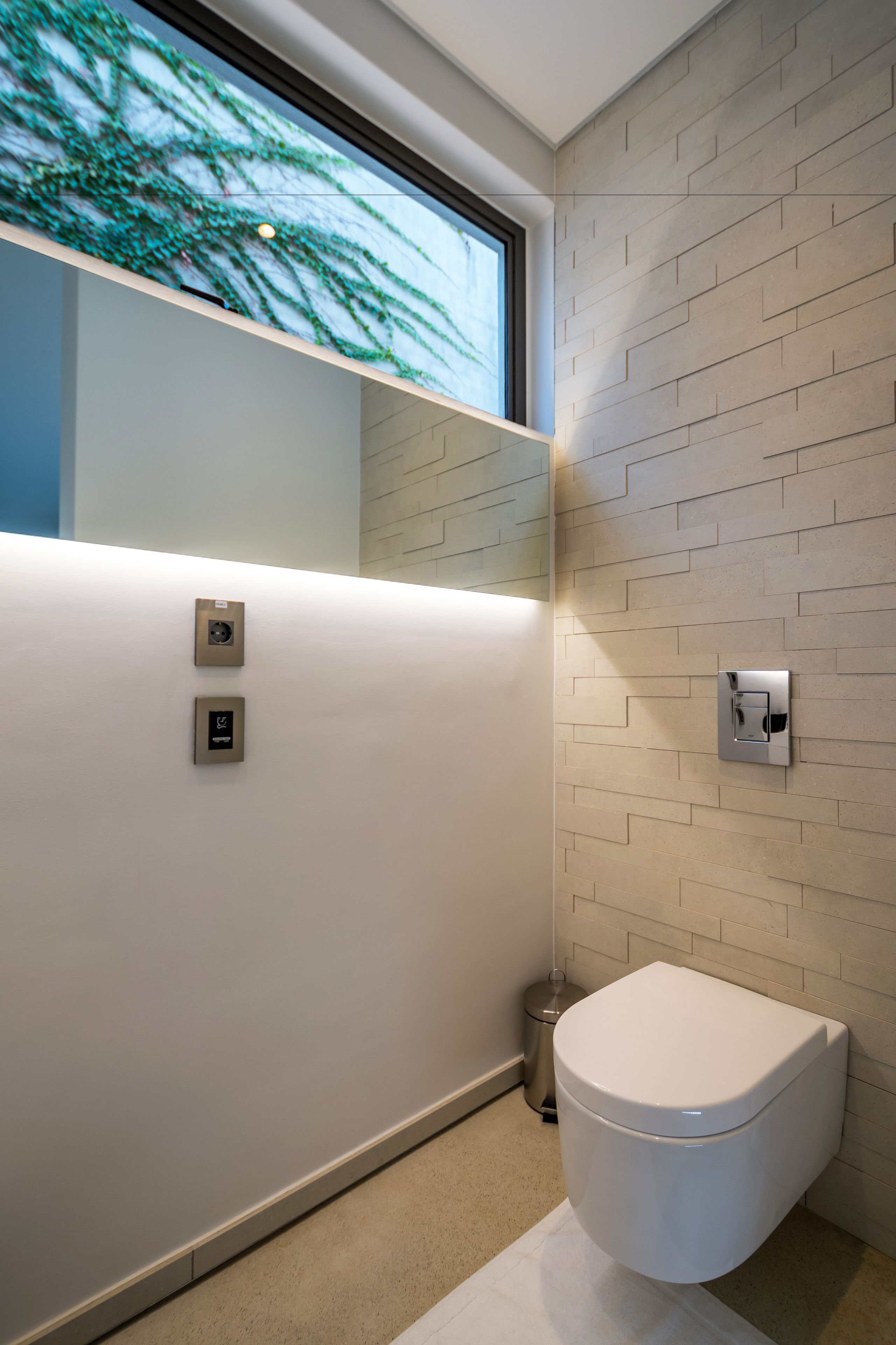 shower, free toiletries, slippers, towels