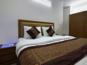 Room - OYO 15514 Wall Street (New Delhi)