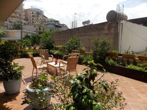 Mặt tiền nơi lưu trú