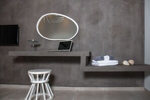 Perhestudio | Oleskelualue | Taulutelevisio