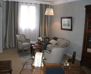 Superior Suite | Living area - Maison de Marquay (Marquay)