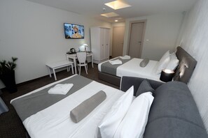 Kamar Double atau Twin Standar | Pemandangan dari kamar