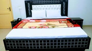 1 bedroom, premium bedding, free WiFi