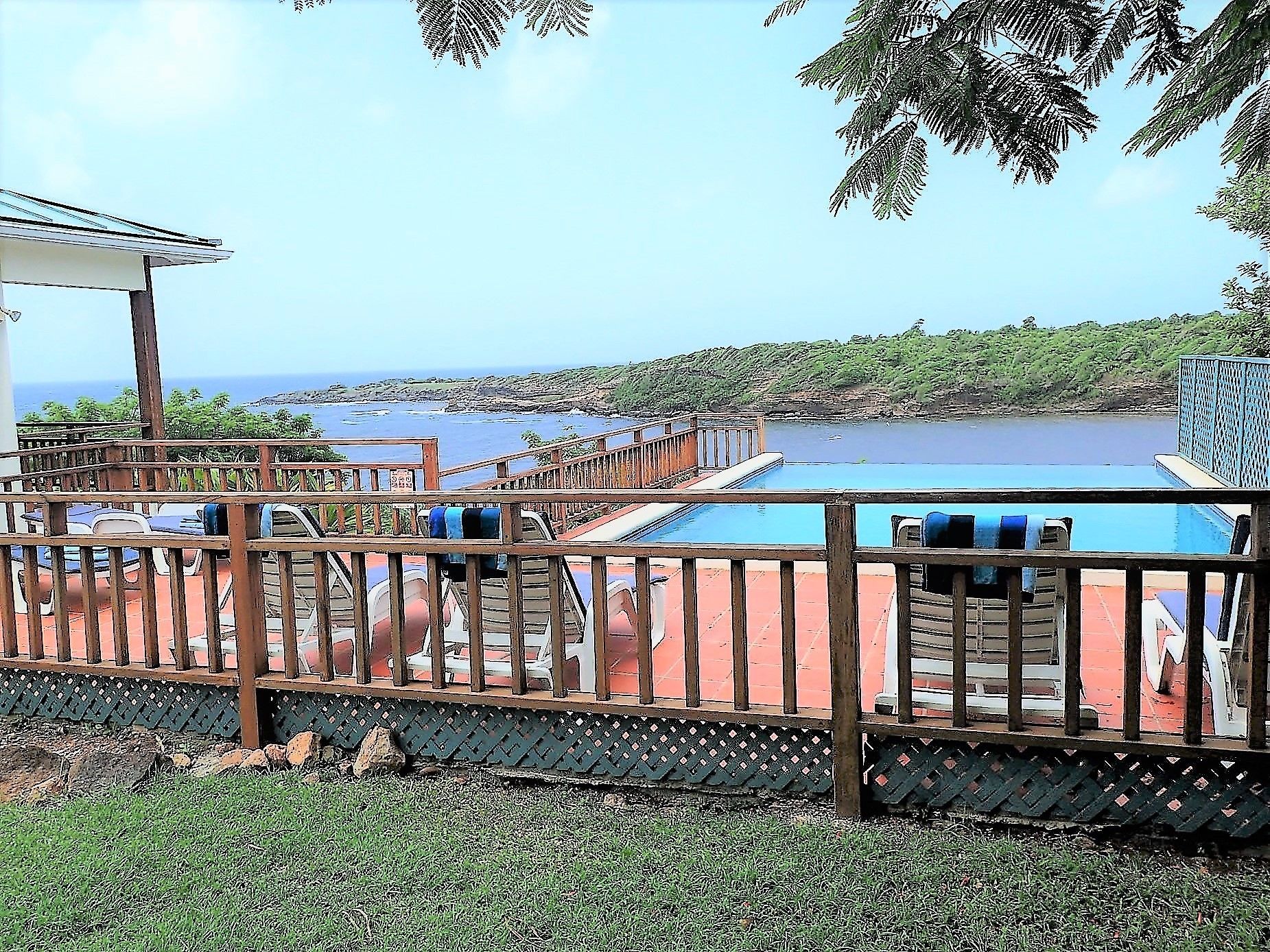 Foto - Two Bays Beach Villa, Apartment, and Studios