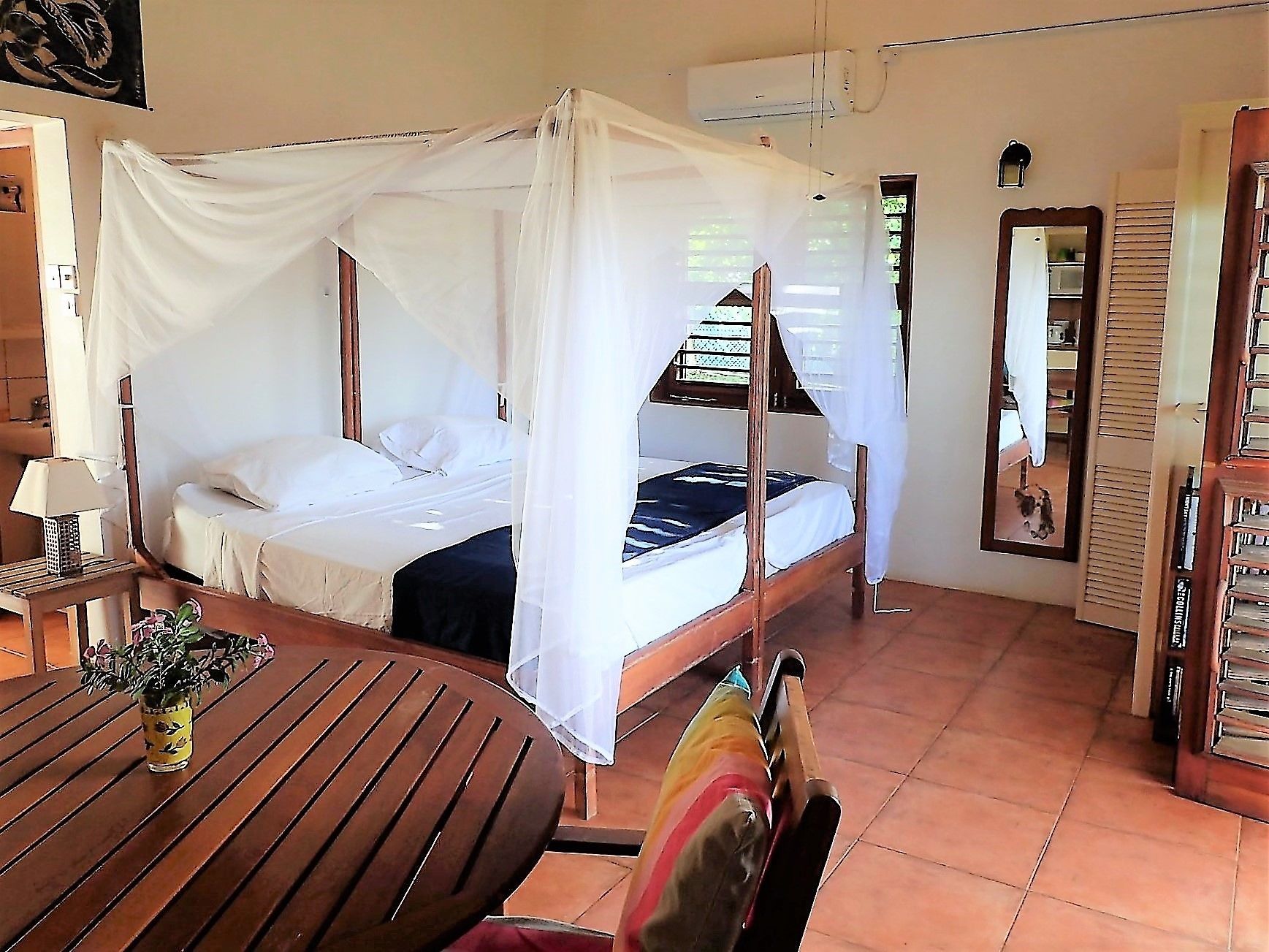 Photo - Two Bays Beach Villa, Apartment, and Studios