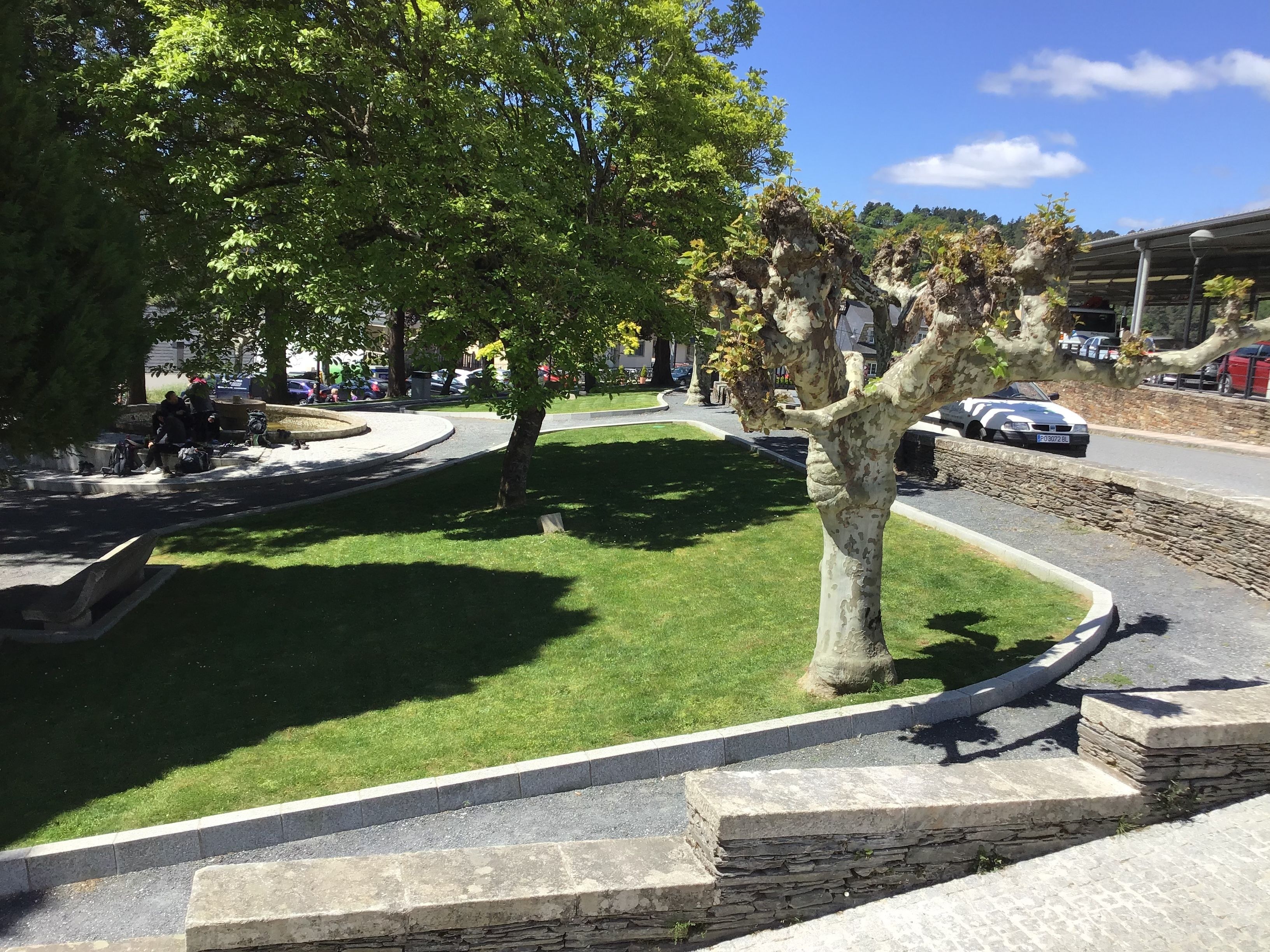 superior room, 1 king bed, non smoking | street view