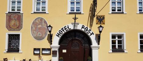 Entrada de la propiedad