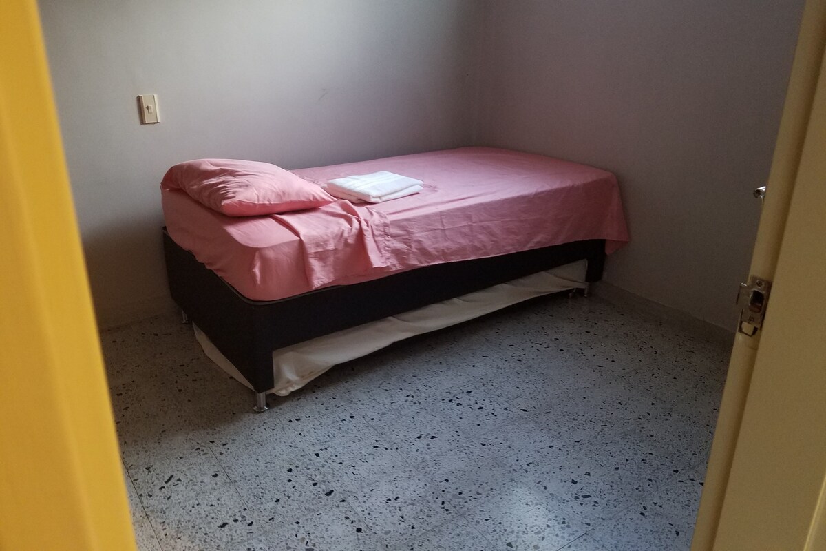 Standard Double Room,2 Single Beds
