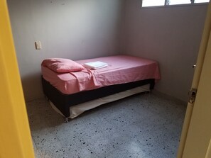 Standard Double Room,2 Single Beds