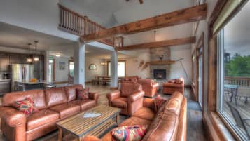 8 Bedroom Luxury Chalet A10/A11 | Individually decorated, individually furnished, free WiFi