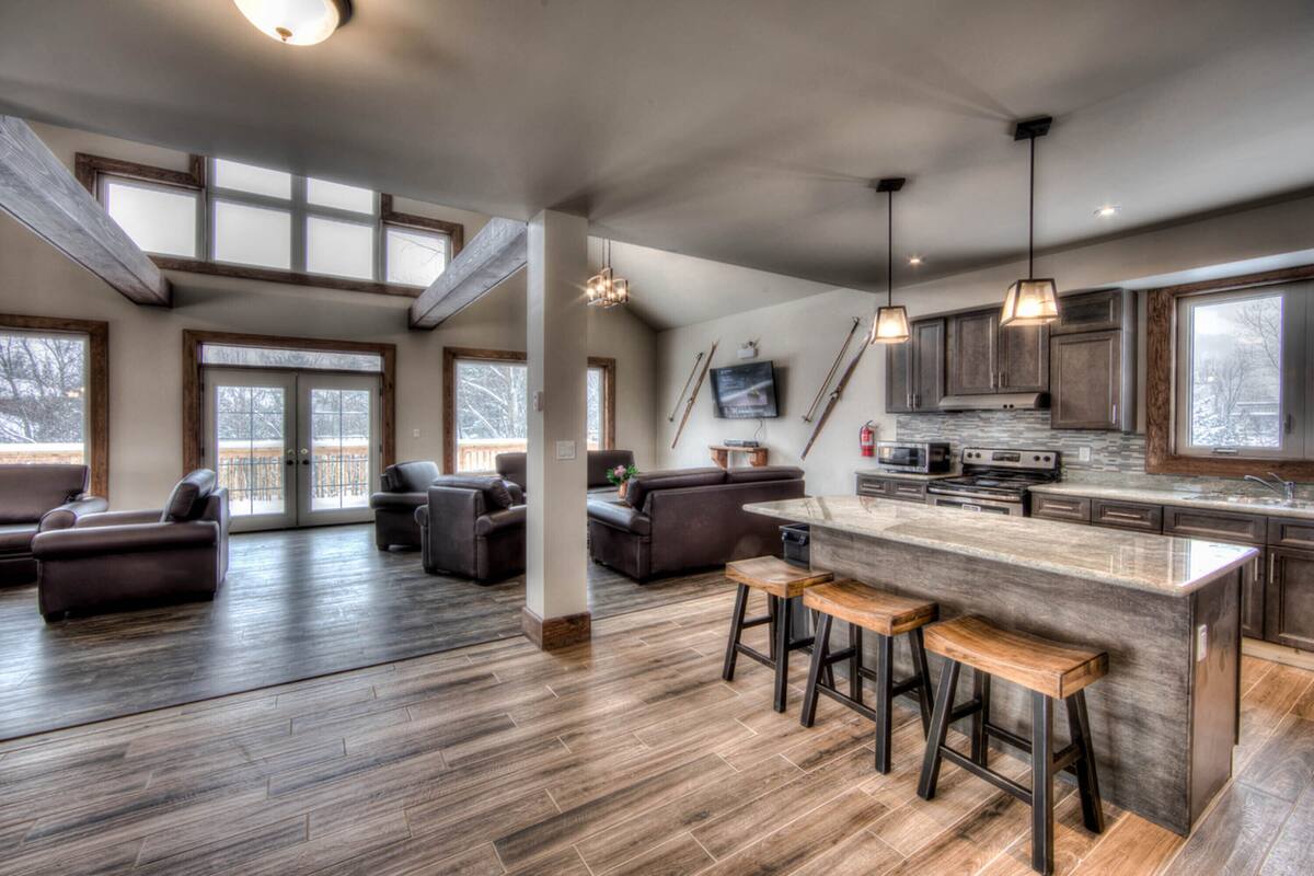 8 Bedroom Luxury Chalet A10/A11