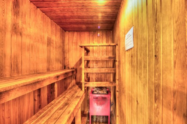 Chalet | 10 bilik tidur, dihias secara berasingan