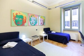 4 bedrooms, in-room safe, iron/ironing board, WiFi