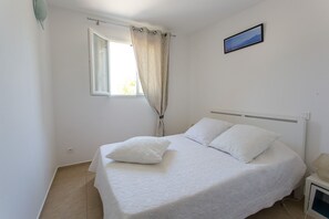 2 bedrooms, iron/ironing board, WiFi, bed sheets - Apartment/ flat - SAINT FLORENT (Saint-Florent)