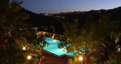 Large villa with solar htd pool,tennis court,jacuzzi hot tub,playground for kids