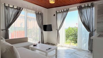 Portakal Family Apart | Hypo-allergenic bedding, blackout drapes, soundproofing, free WiFi