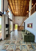 Ropa de cama hipoalergénica y cortinas blackout 