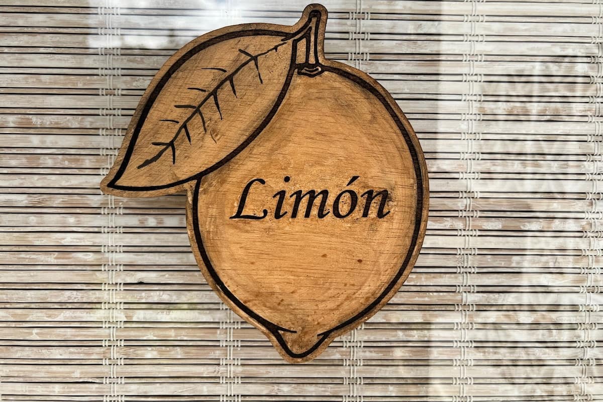 Romantic Bungalow, 1 Queen Bed, Terrace (Limon ) | WiFi (free), individually furnished, bed sheets