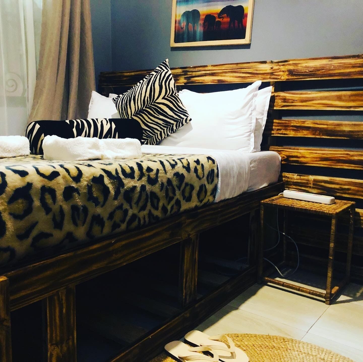 Comfort Double Room, 1 King Bed, Non Smoking, Garden View | Blackout curtains, soundproofing, iron/ironing board, free WiFi