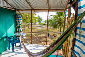 Interior - Miguel Surf  Camp (Quepos)